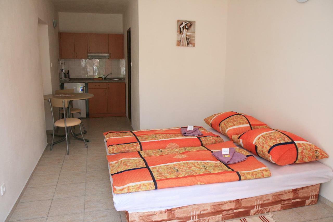Penzion Atlas Sturovo Exterior photo